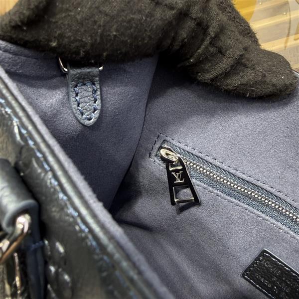 2026124135211930 270